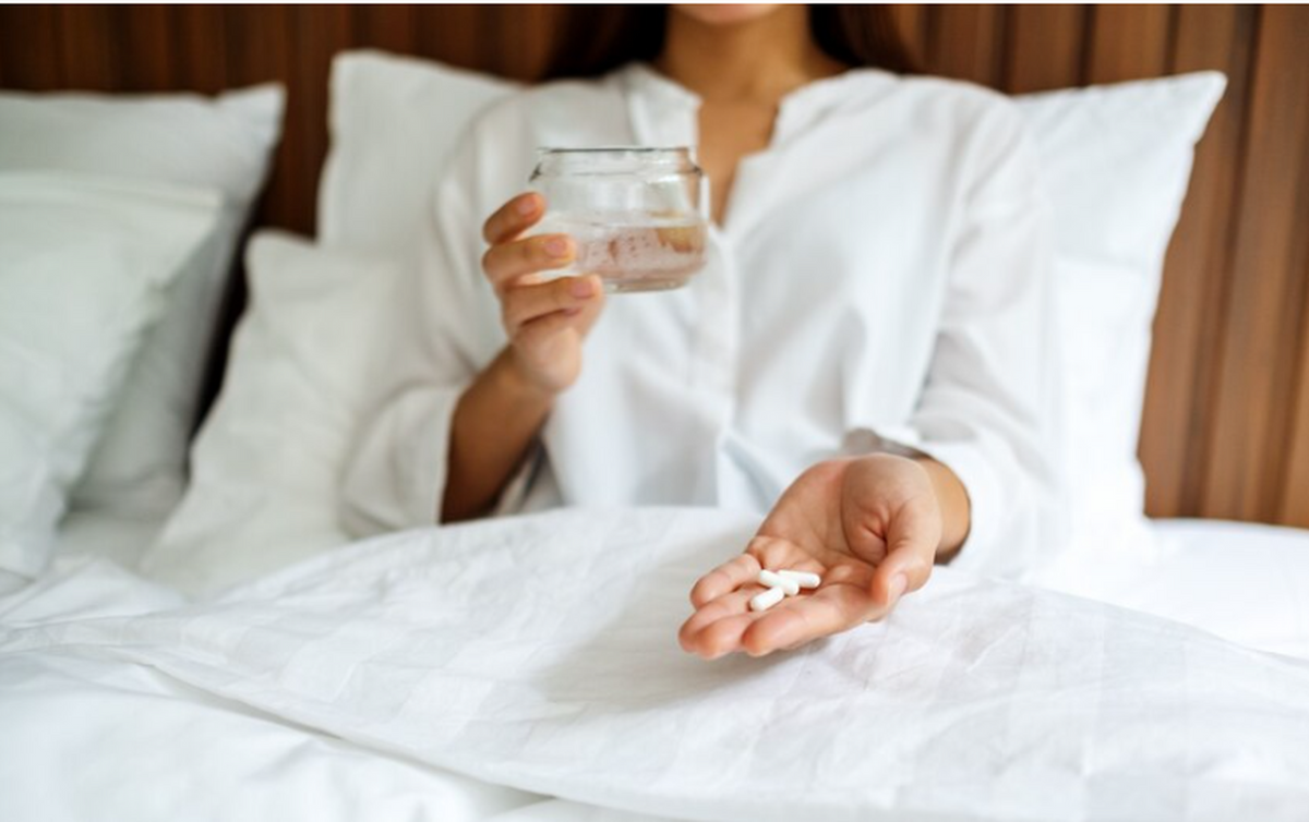 Mitos e verdades sobre a vitamina para dormir: qual posso tomar sem riscos?