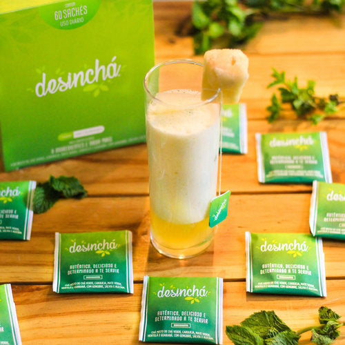 Suchá de Desinchá com abacaxi e hortelã