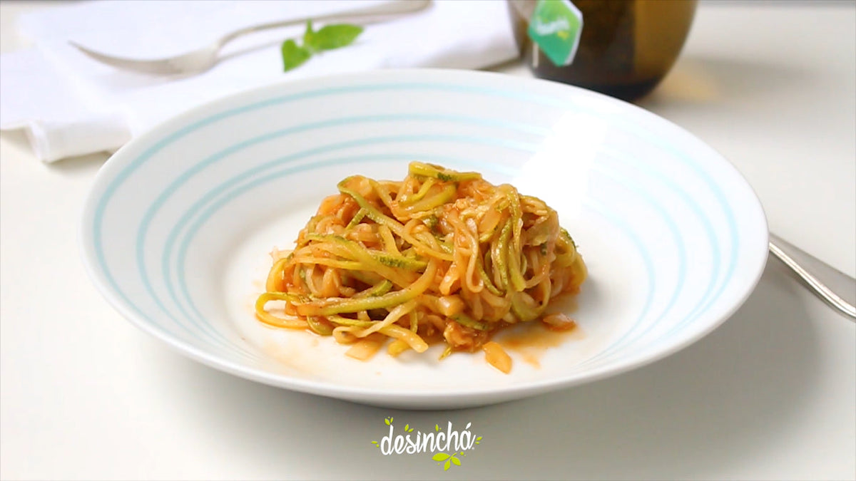 Macarrão de Abobrinha com Molho Vermelho